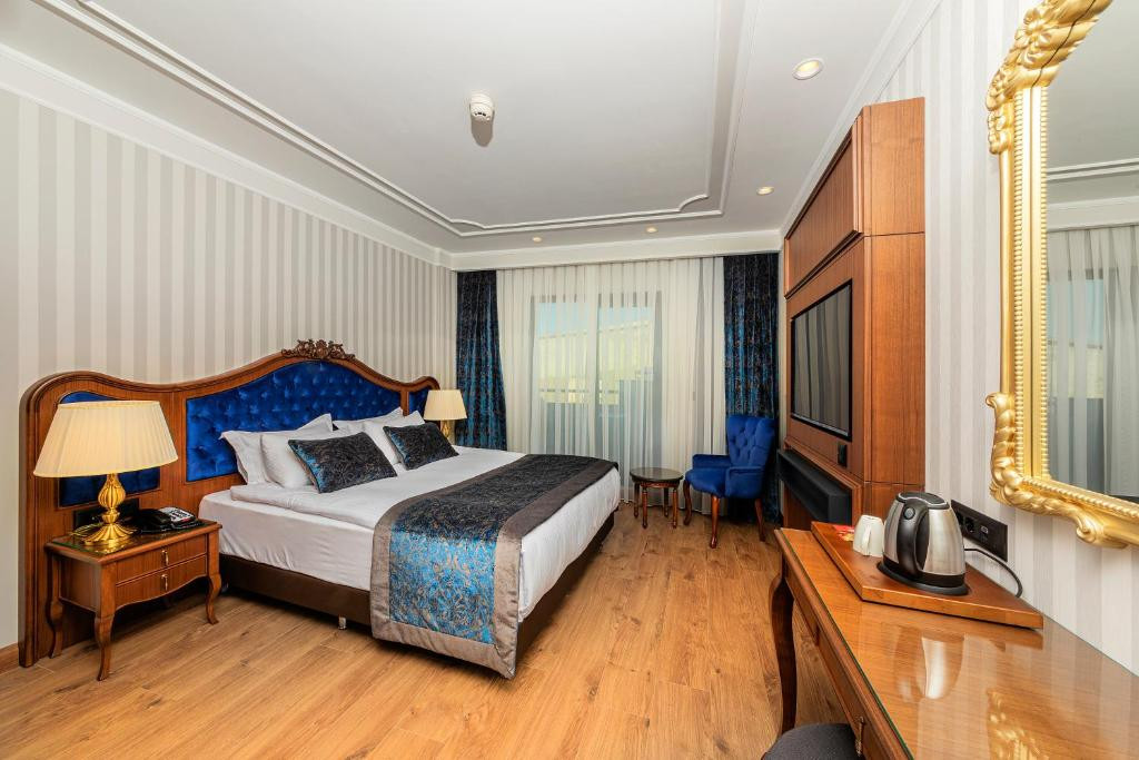 Mukarnas Pera Hotel 4*