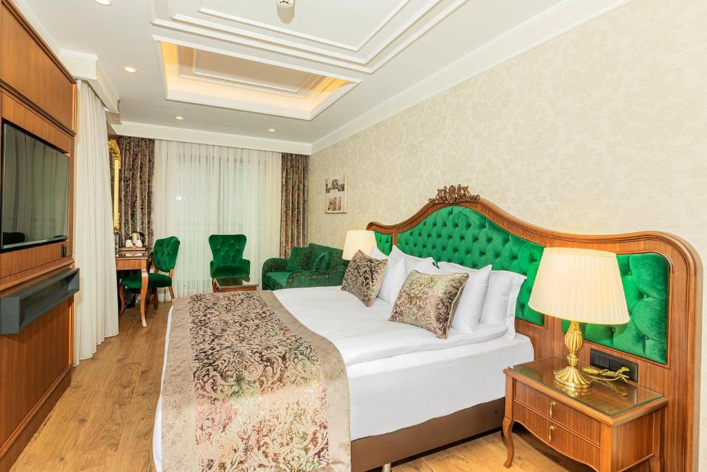 Mukarnas Pera Hotel 4*