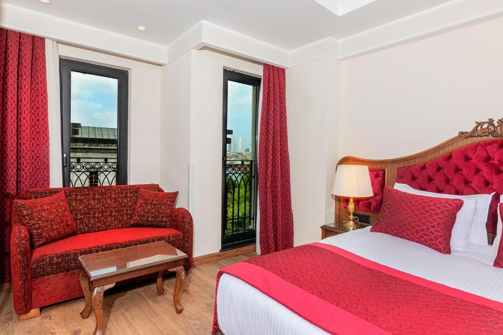 Mukarnas Pera Hotel 4*
