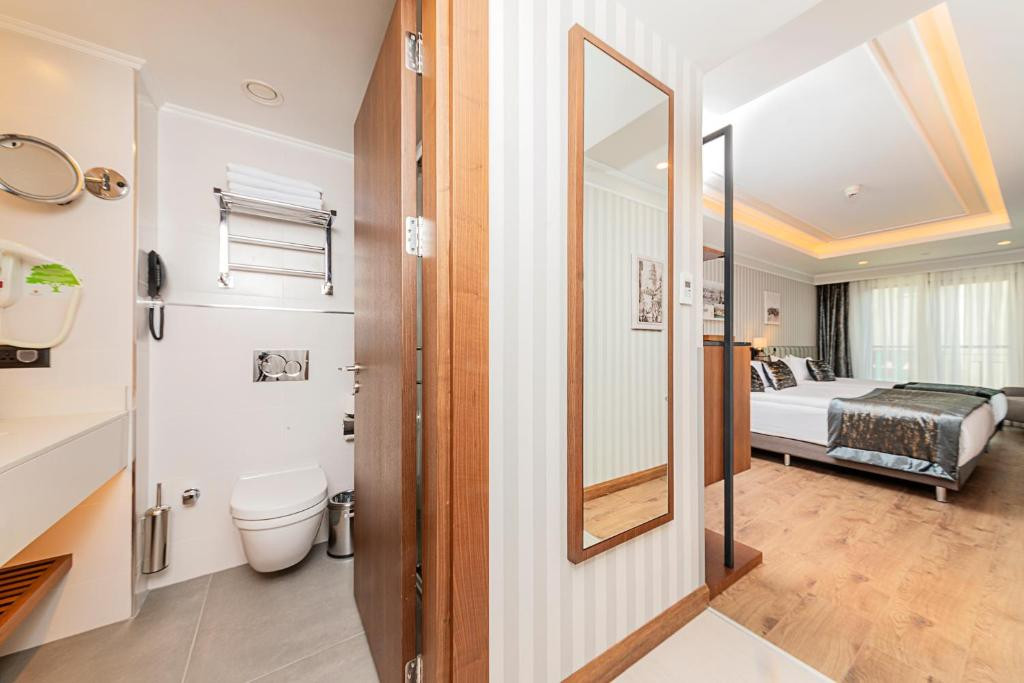 Mukarnas Pera Hotel 4*