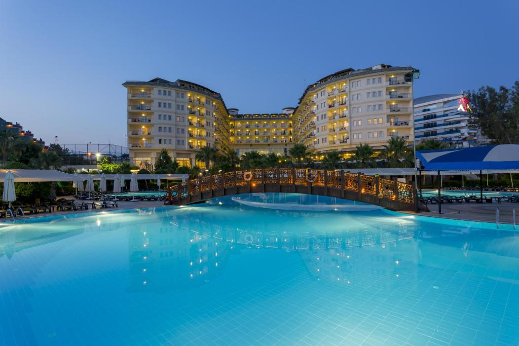 Mukarnas Spa Resort 5*