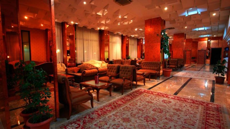 Mustafa 4*