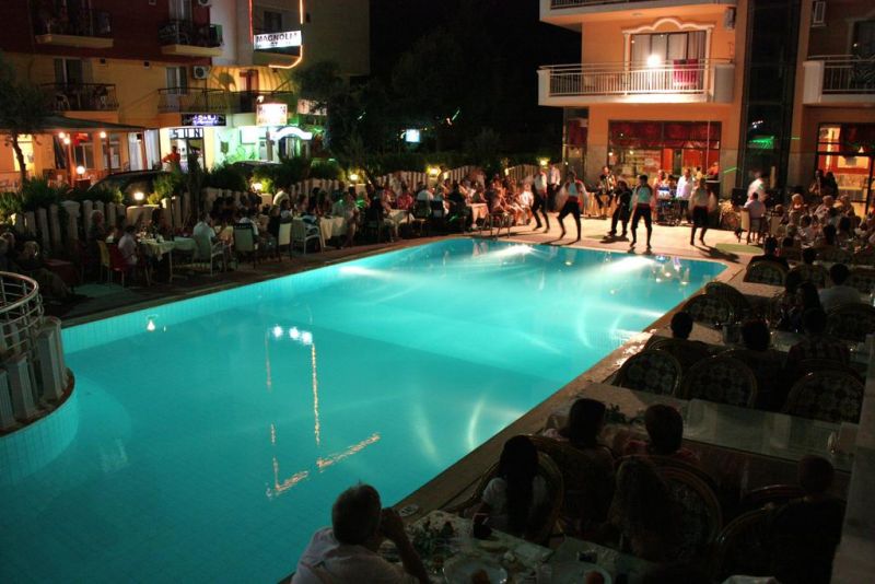 Mutlu Apart 3*