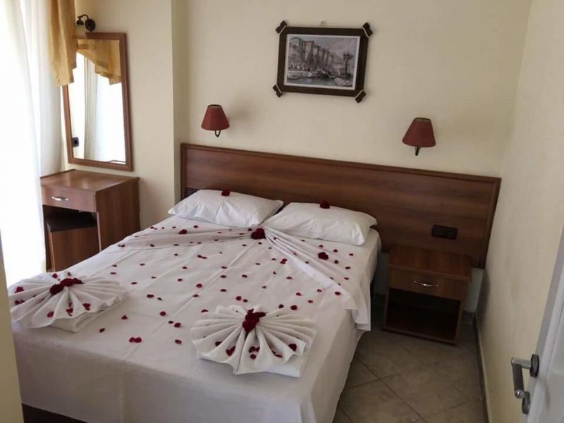 Mutlu Apart 3*
