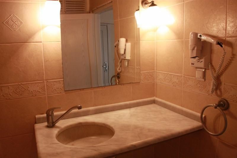 Mutlu Apart 3*