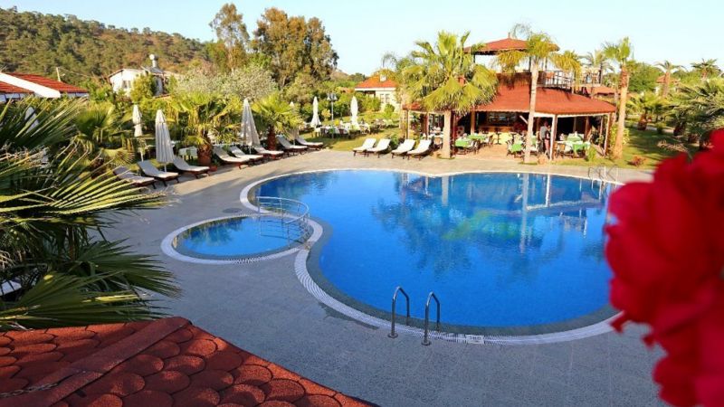 Nerissa Hotel 3*