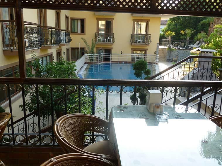 Orange Garden Apt 3*