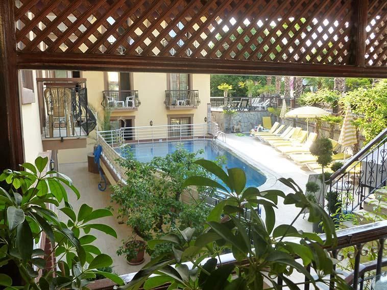 Orange Garden Apt 3*