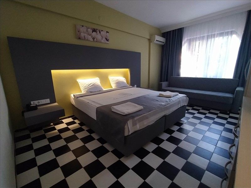 Orient Suite 3*