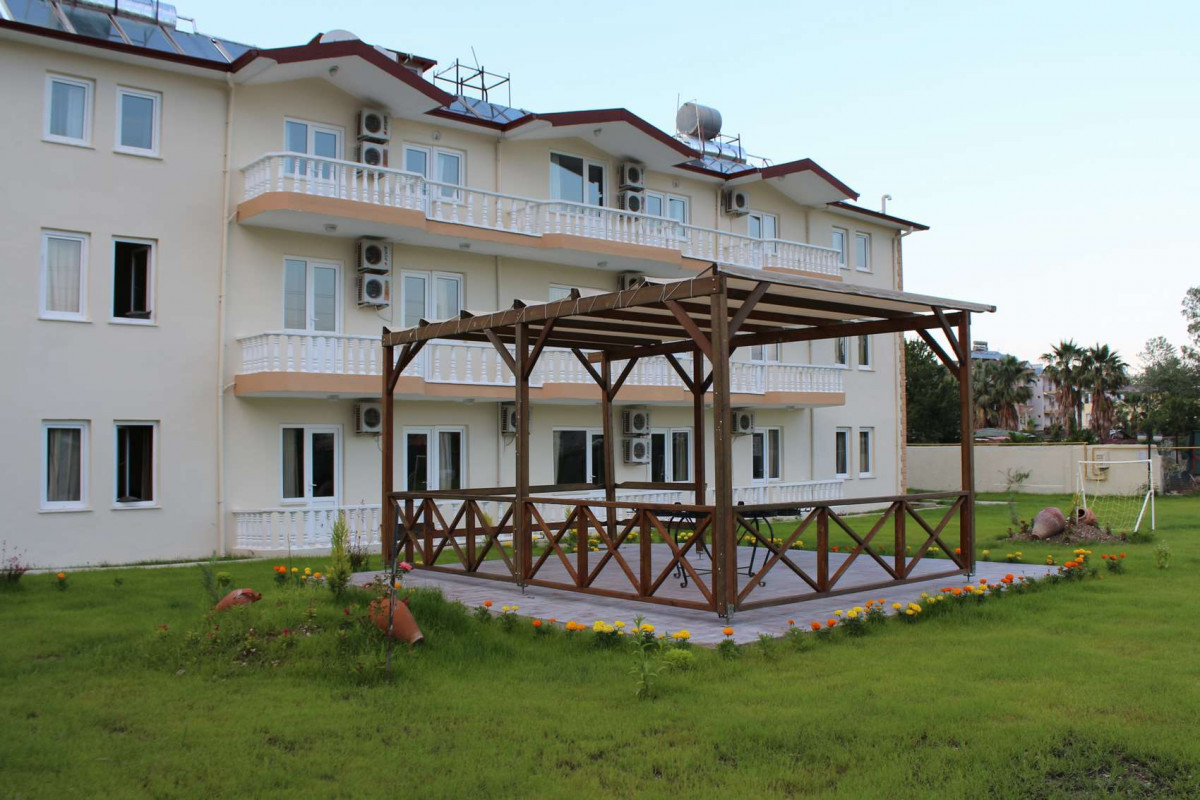 Ozer Park 3*