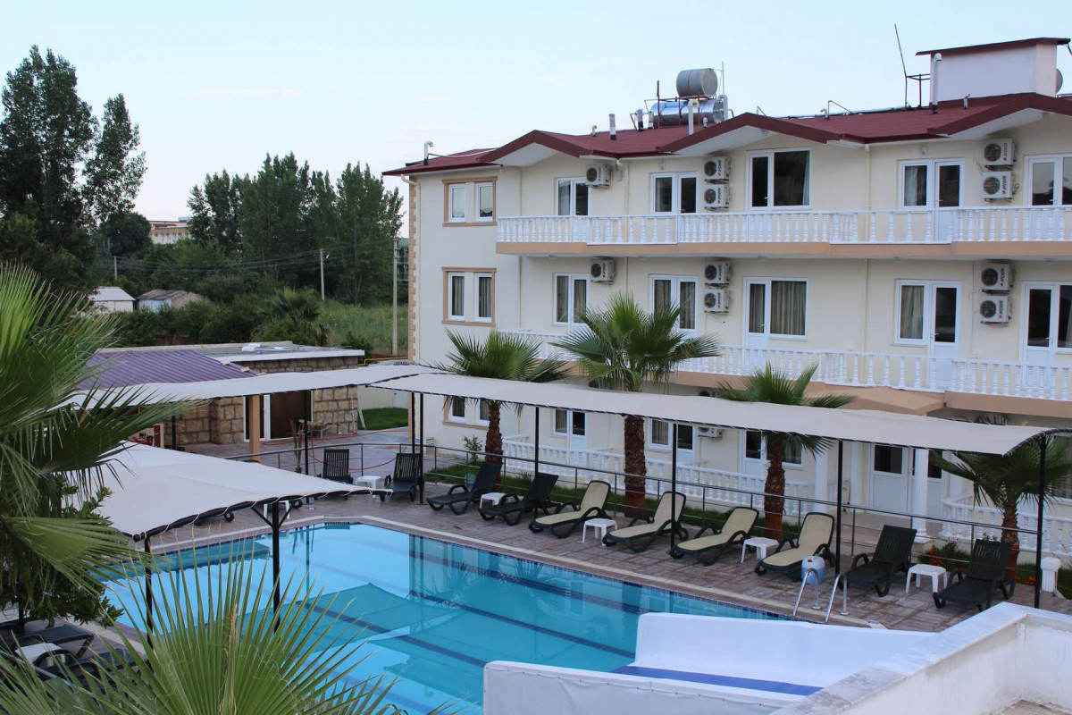Ozer Park 3*
