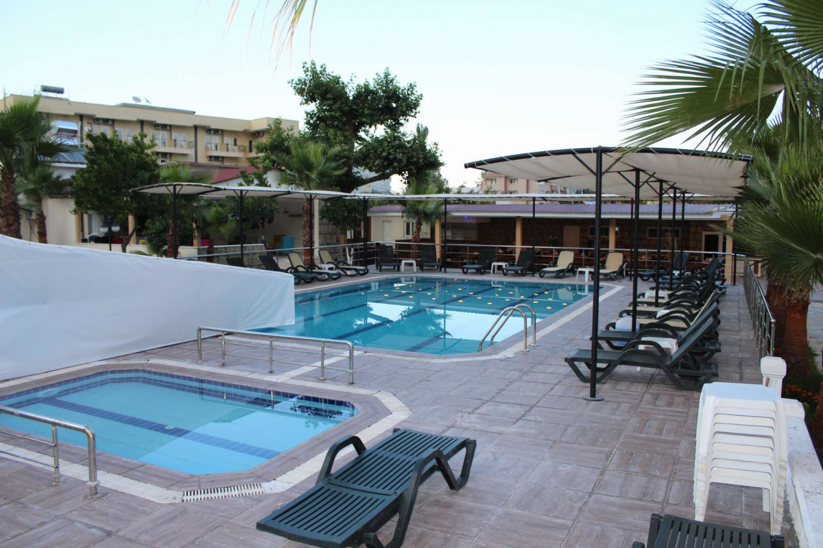 Ozer Park 3*