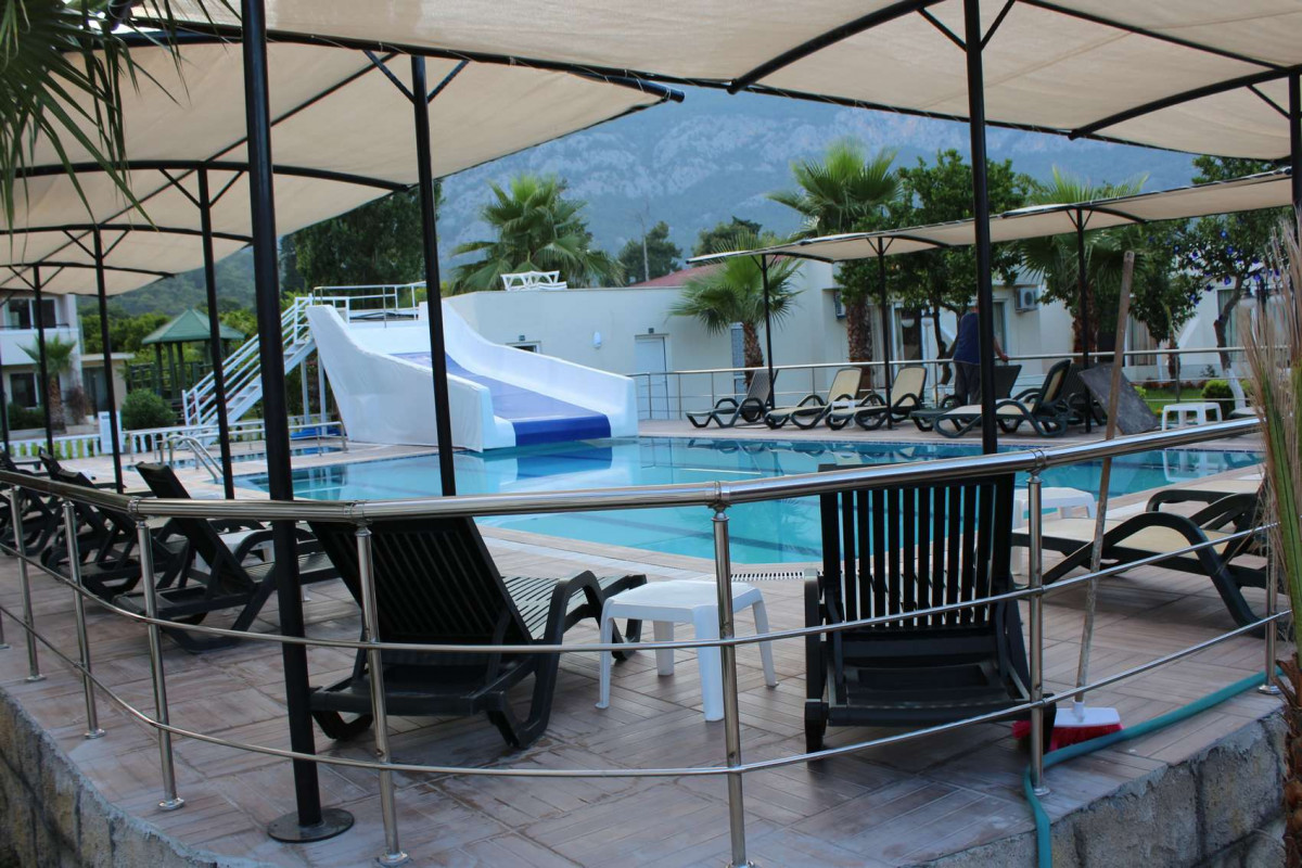 Ozer Park 3*