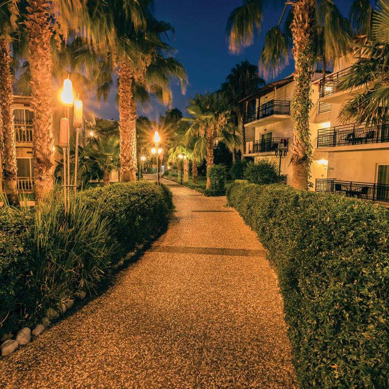Paloma Oceana Resort 5*