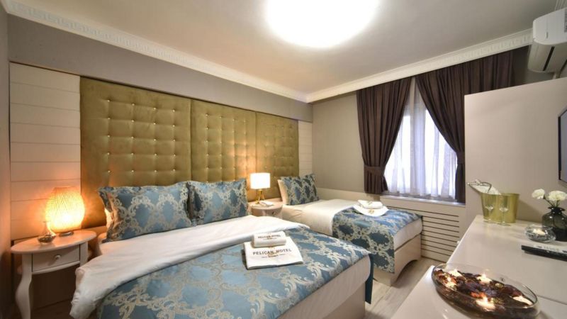 Pelican House Hotel 3*