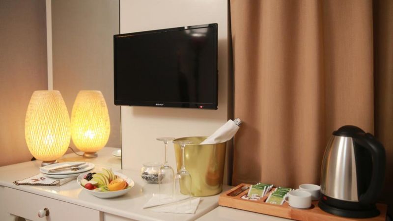 Pelican House Hotel 3*