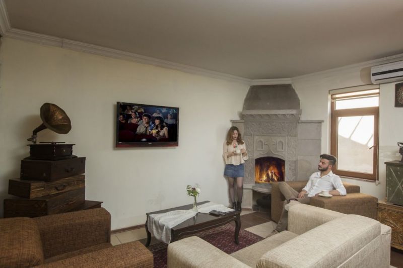 Royal Stone Houses 3*