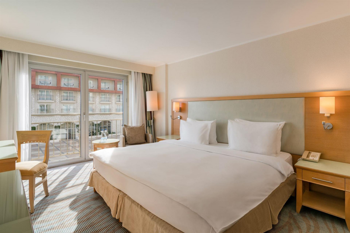 Radisson Blu Resort & Spa 5*