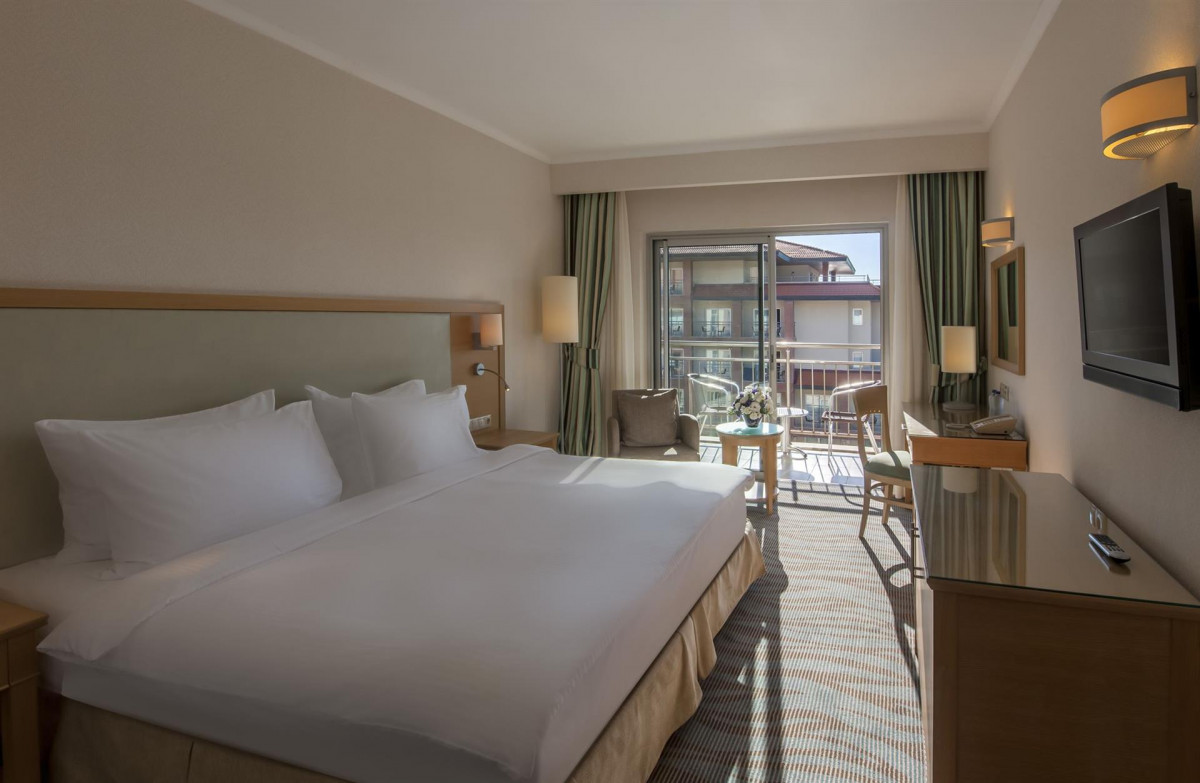 Radisson Blu Resort & Spa 5*
