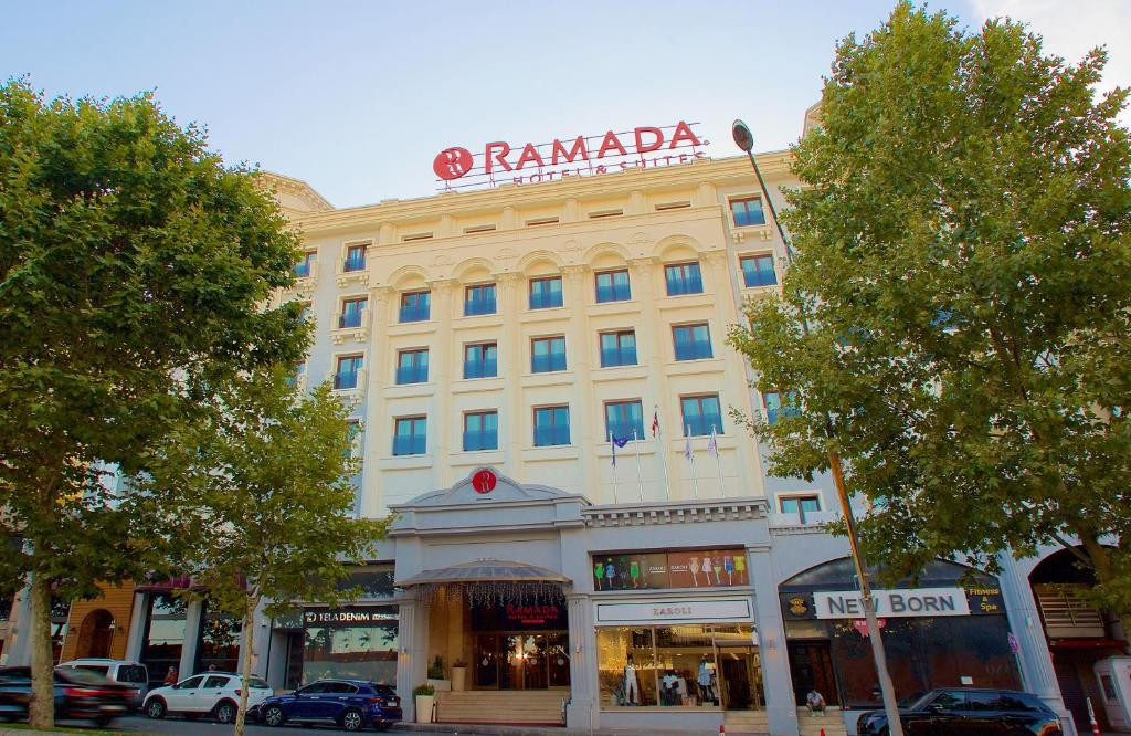 Ramada Hotel & Suites Merter 5*
