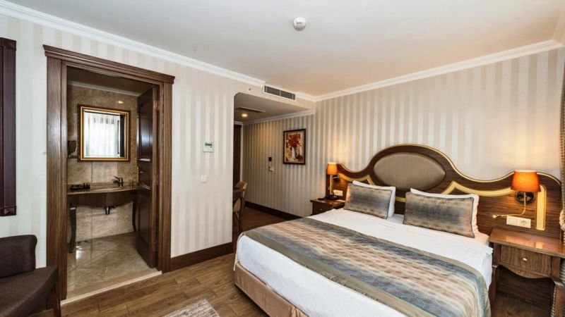 Realstar Hotel 4*