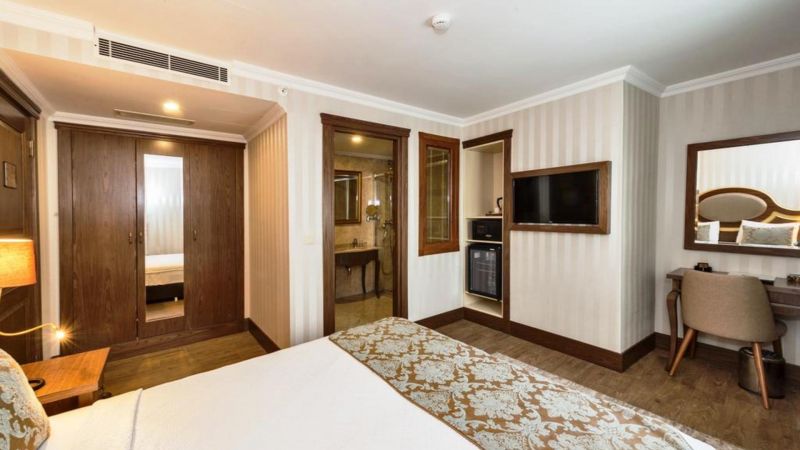 Realstar Hotel 4*