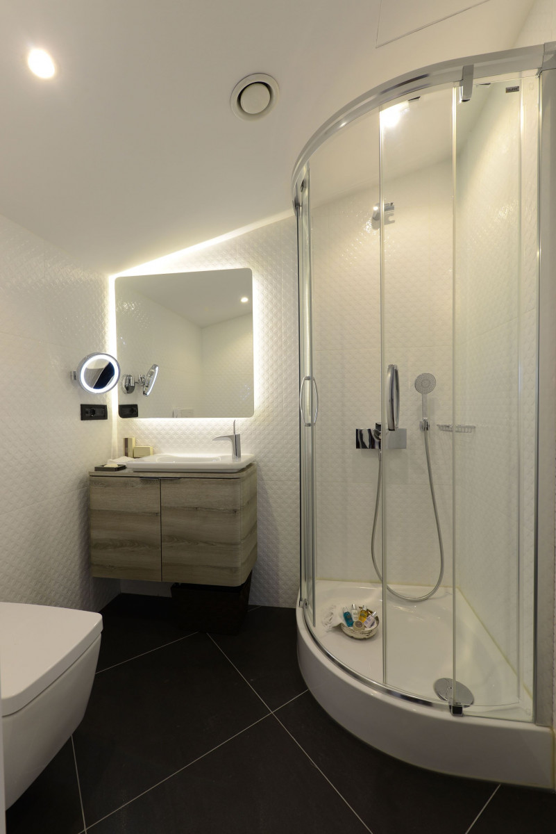 Regie Ottoman 4*