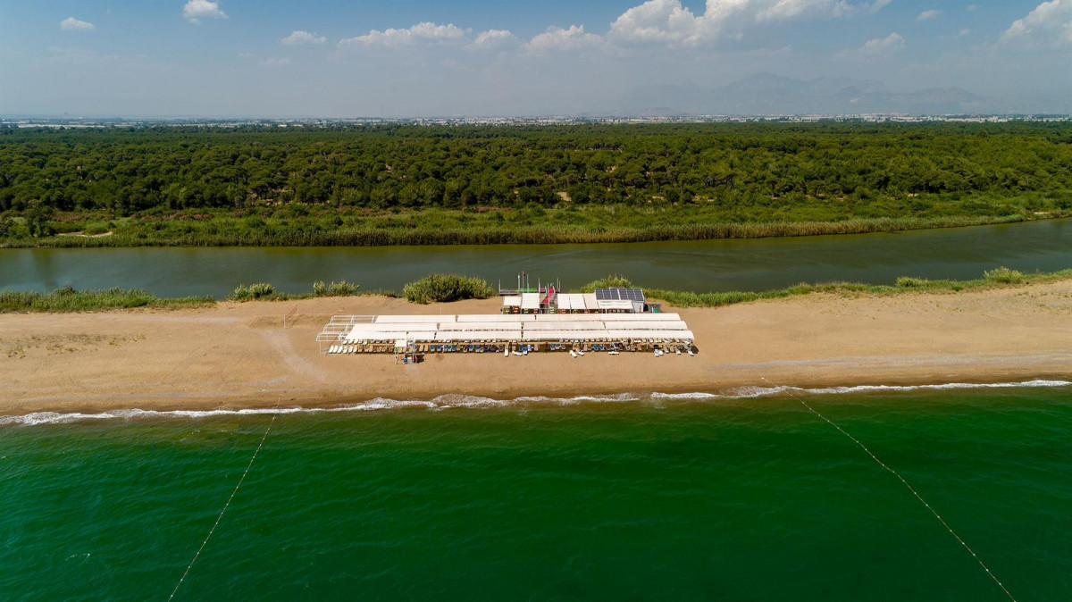 Larissa River Resort 5*