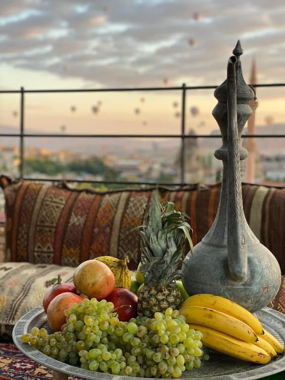 Roma Cave Suite 4*