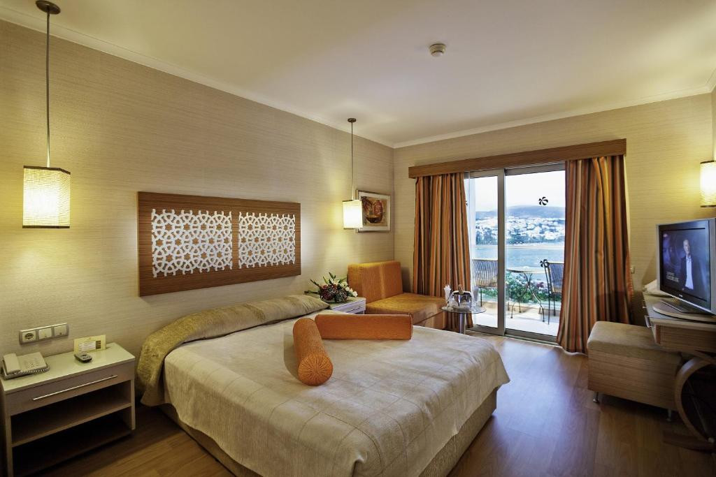Royal Asarlik Beach & Spa 5*