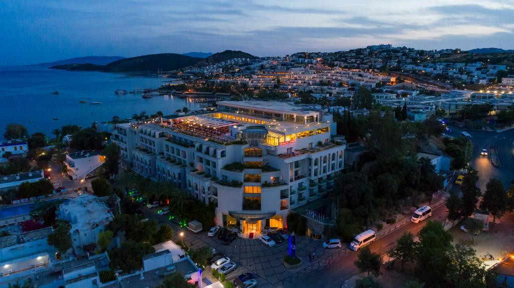 Royal Asarlik Beach & Spa 5*