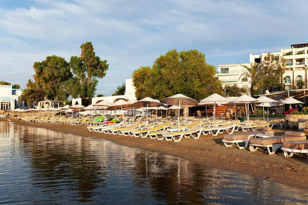 Royal Asarlik Beach & Spa 5*