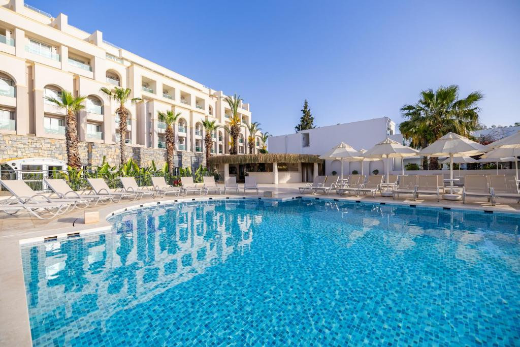 Royal Asarlik Beach & Spa 5*