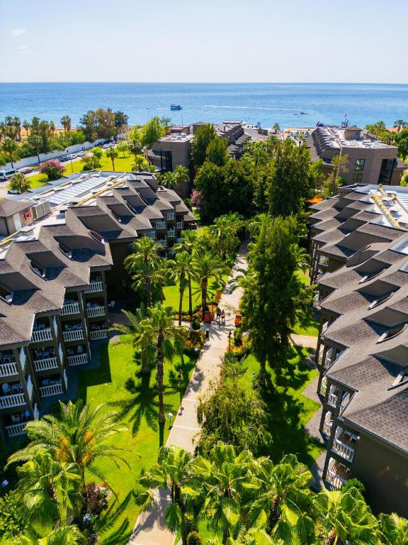 Sailors Beach Club 5*