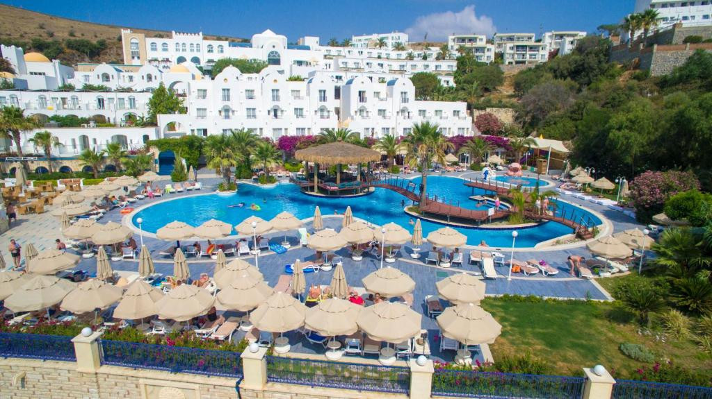 Salmakis Resort & Spa 5*