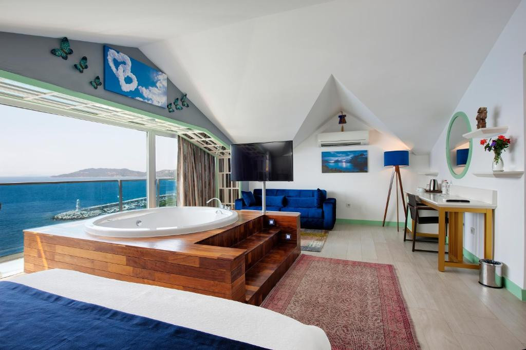 Sea View Hotel 3*