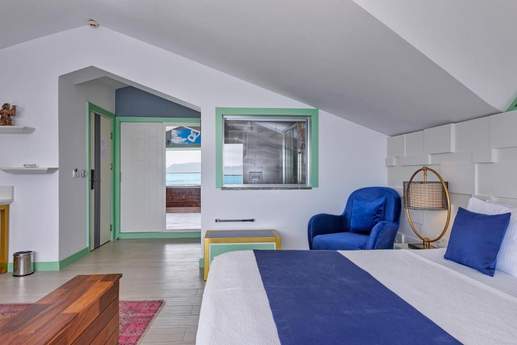 Sea View Hotel 3*