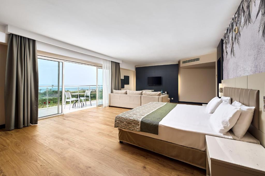 Seaden Sea World Resort & Spa 5*