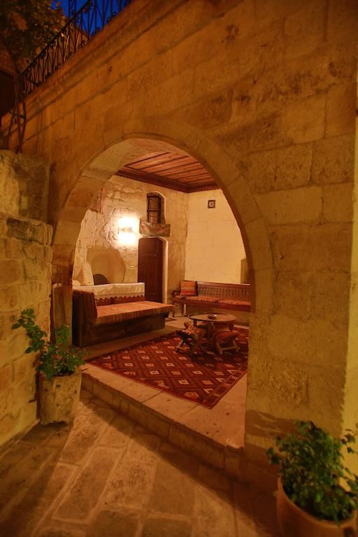 Selcuklu Evi Cave 4*