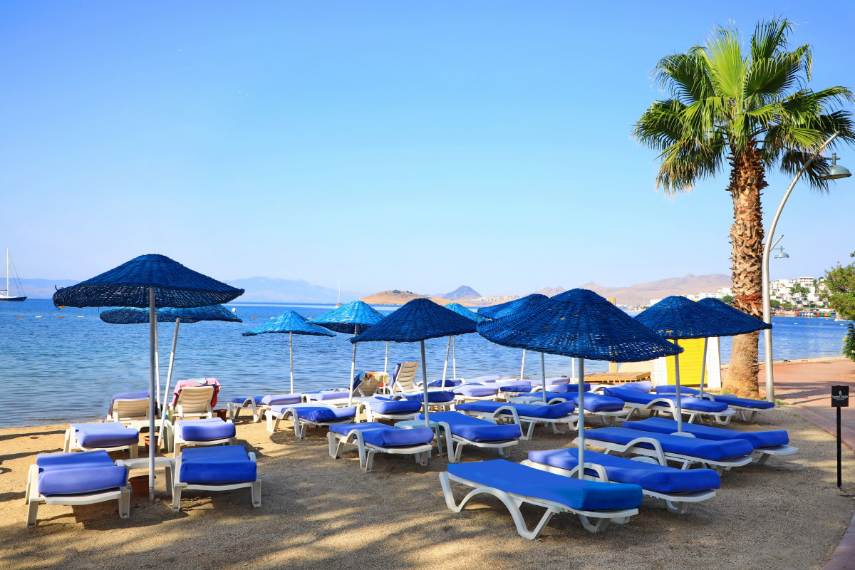 Summer Garden Suites And Beach Hotel (Ex. Summer Garden Apart) 3*