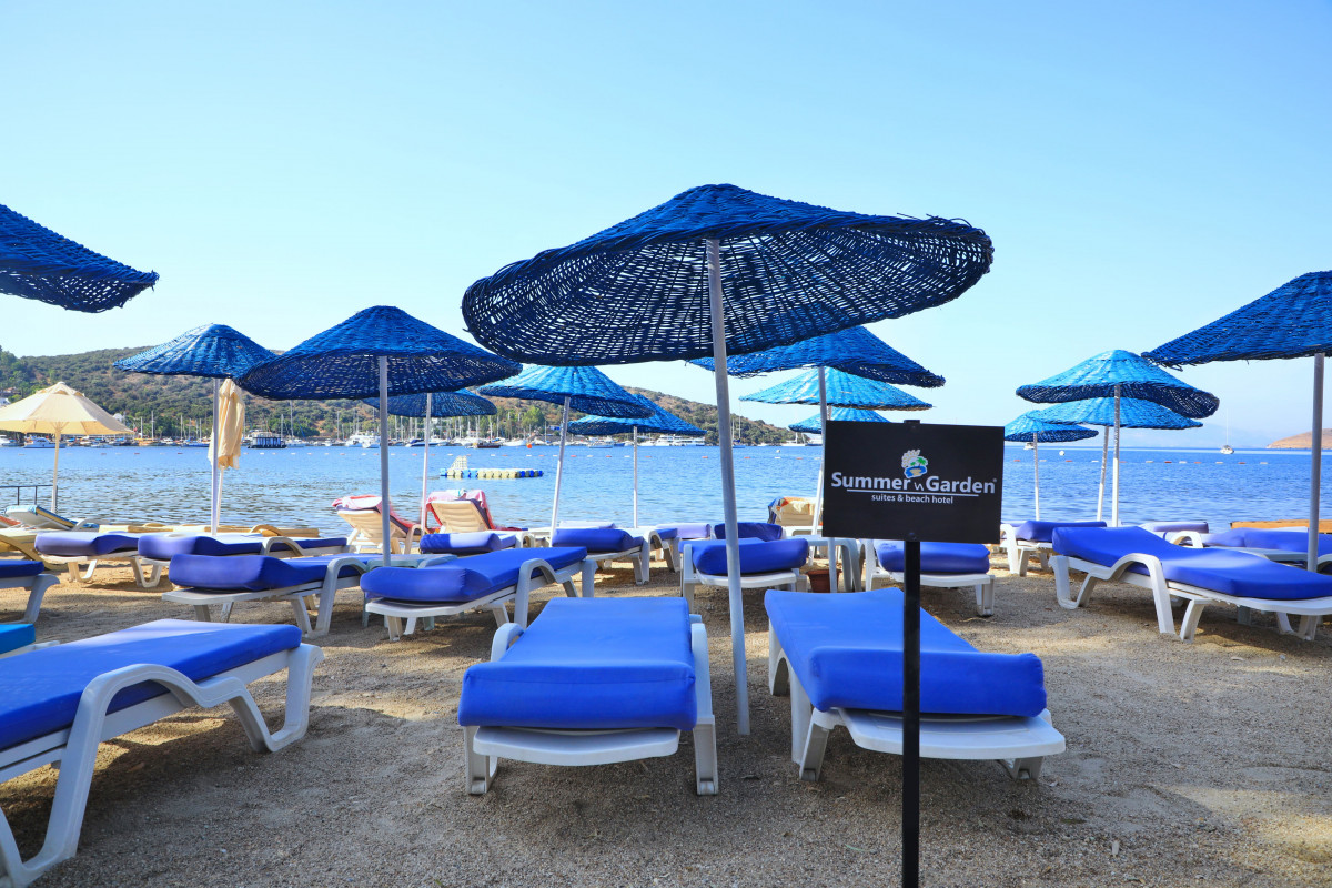 Summer Garden Suites And Beach Hotel (Ex. Summer Garden Apart) 3*