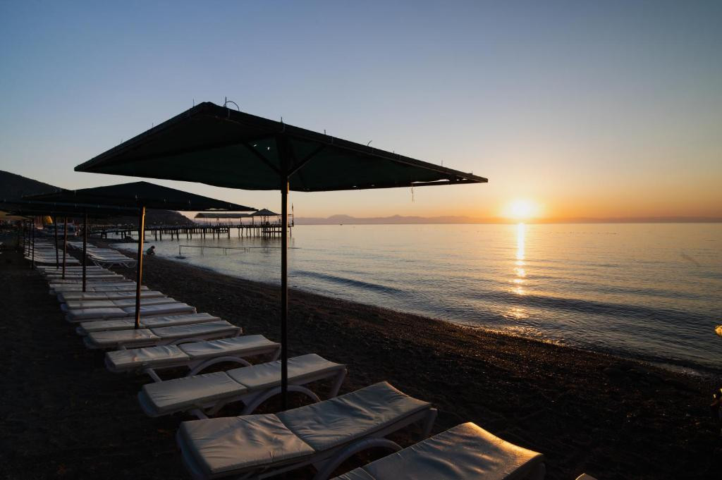 Grand Hotel Derin (Ex. Sunmerry) 4*