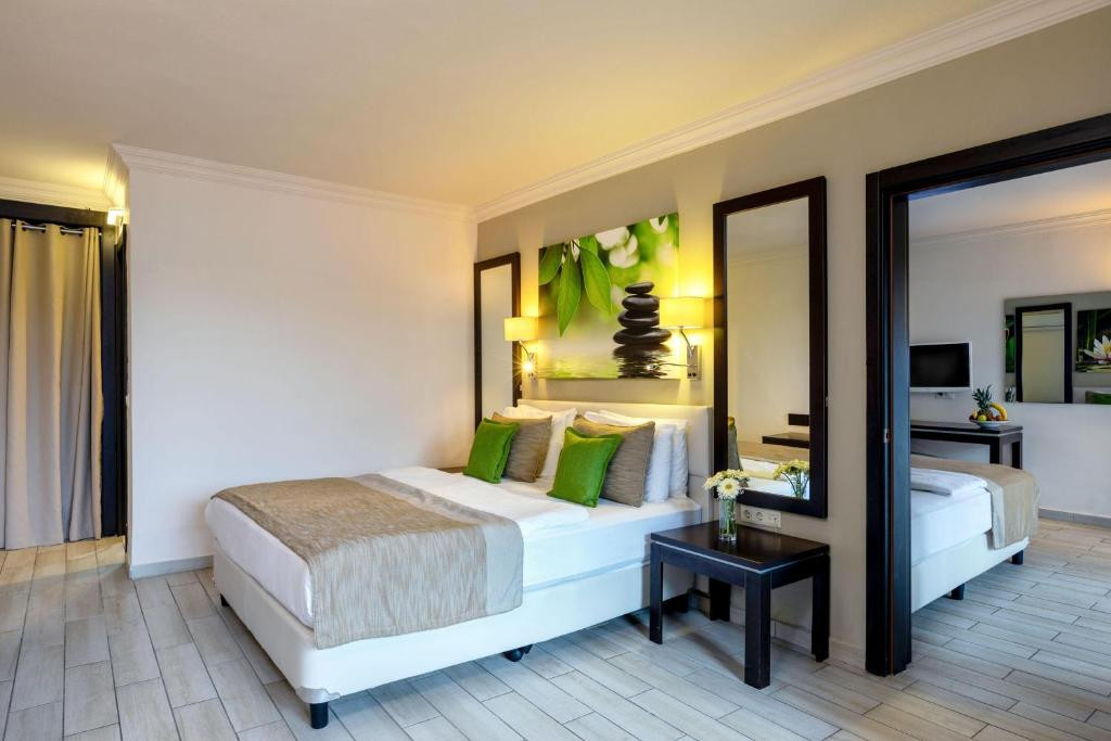 Marmaris Bay Resort By Mp Hotels Adults Only 16+ 5*