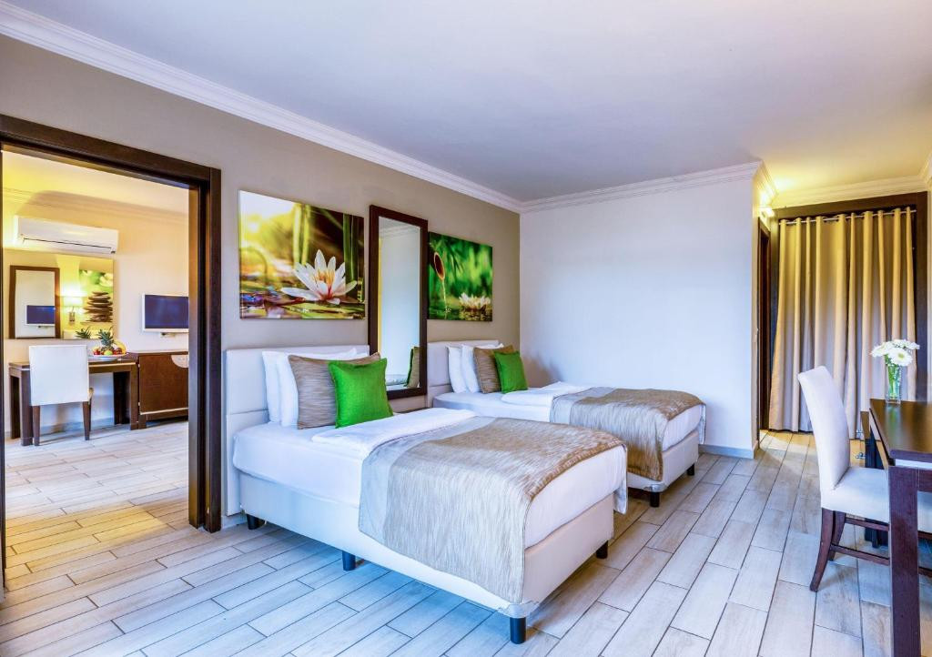 Marmaris Bay Resort By Mp Hotels Adults Only 16+ 5*