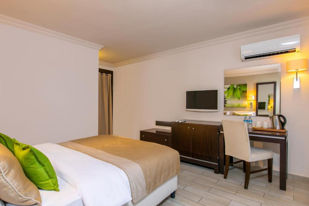 Marmaris Bay Resort By Mp Hotels Adults Only 16+ 5*