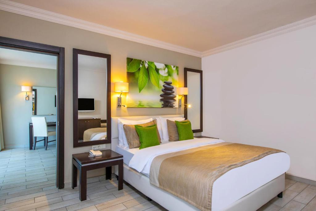 Marmaris Bay Resort By Mp Hotels Adults Only 16+ 5*