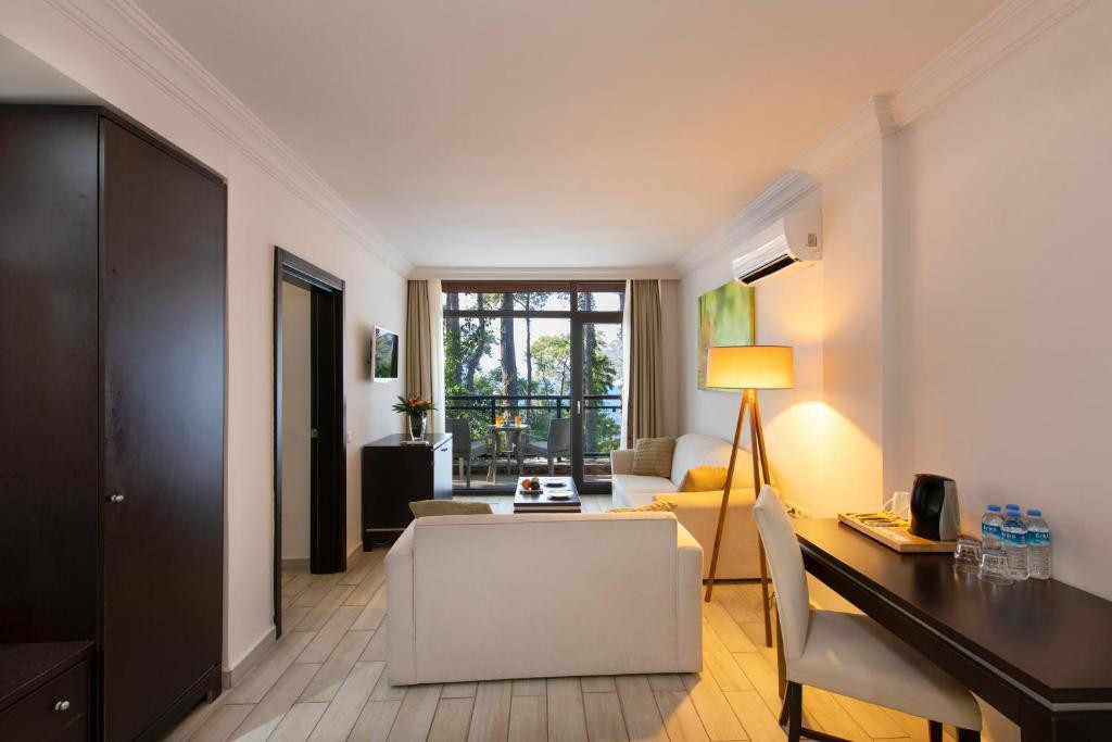 Marmaris Bay Resort By Mp Hotels Adults Only 16+ 5*