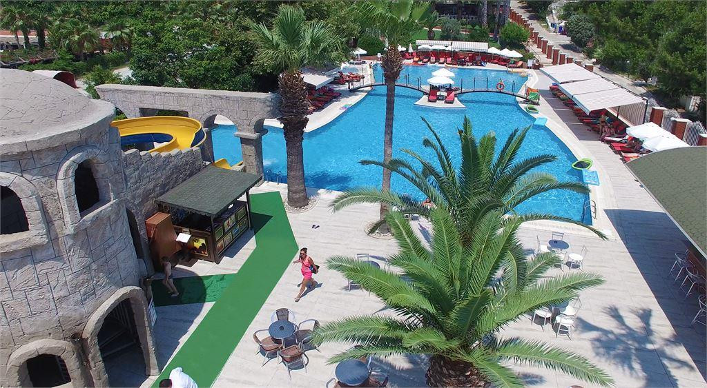 Thalia Beach Resort 4*