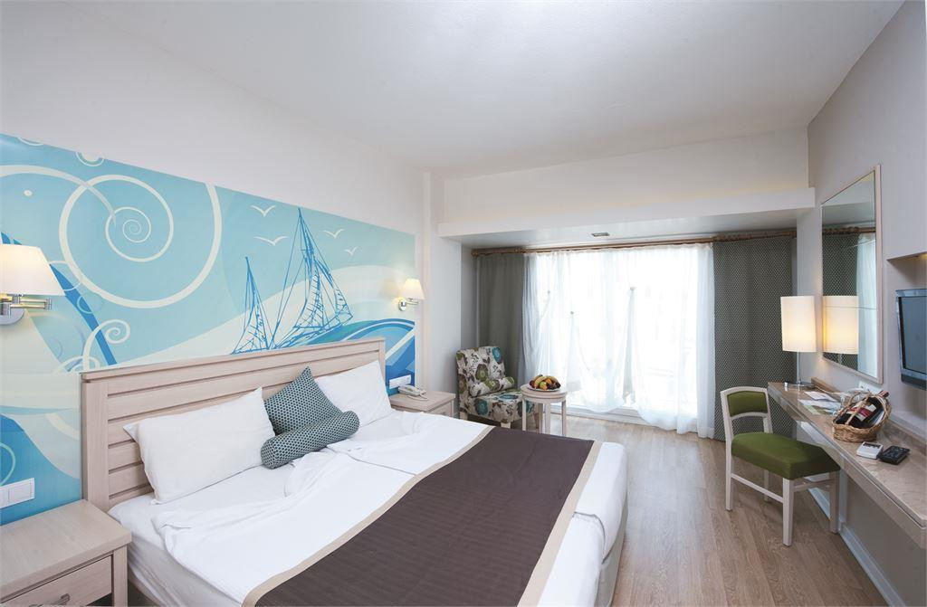 Thalia Beach Resort 4*