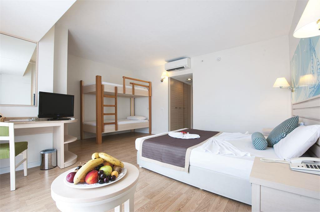 Thalia Beach Resort 4*